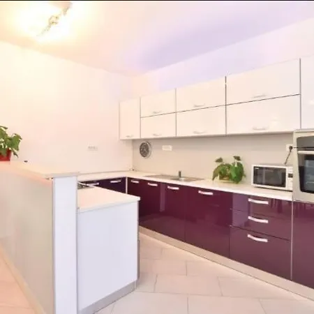 Kuca/Apartman S Bazenom Split
